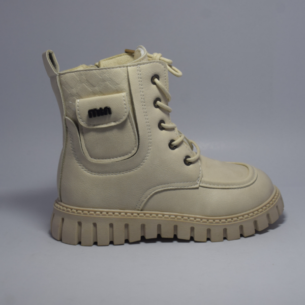 Importend Shoe - Boot for Kids
