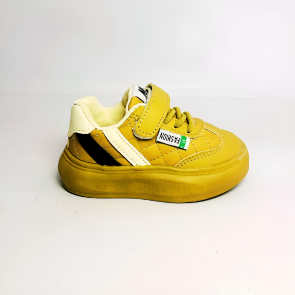 Imported shoe for Kids - Image 2
