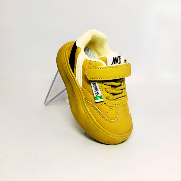 Imported shoe for Kids - Image 4