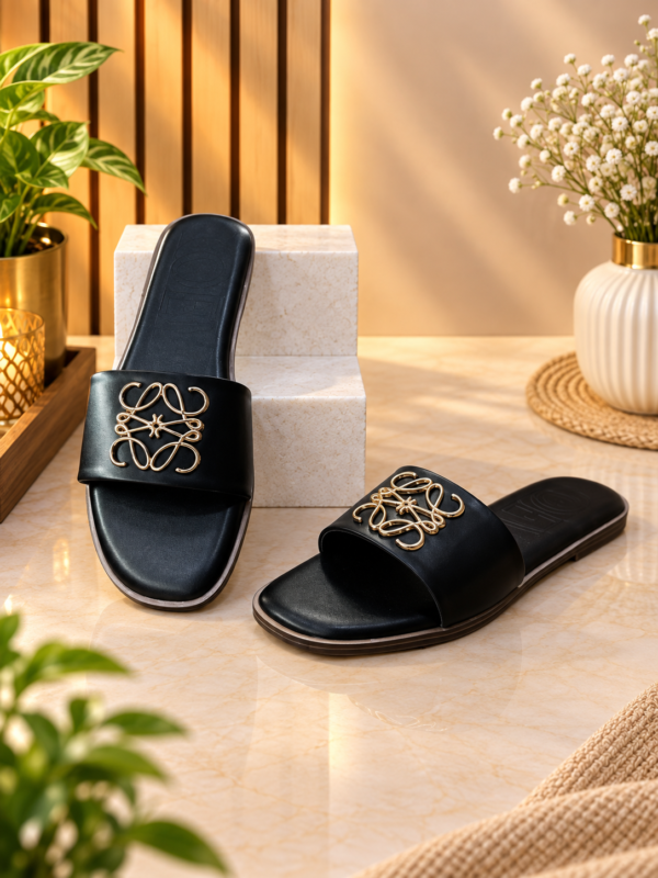 D&Y Women’s Black Embellished Slip-On Sandals